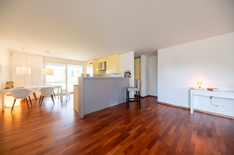 Wohnung mit Hauscharakter und eigenem Gartenanteil (2)
