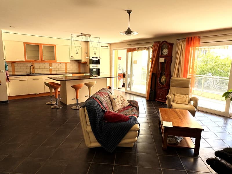 Très bel appartement de 5,5 pièces à Bevaix (2)