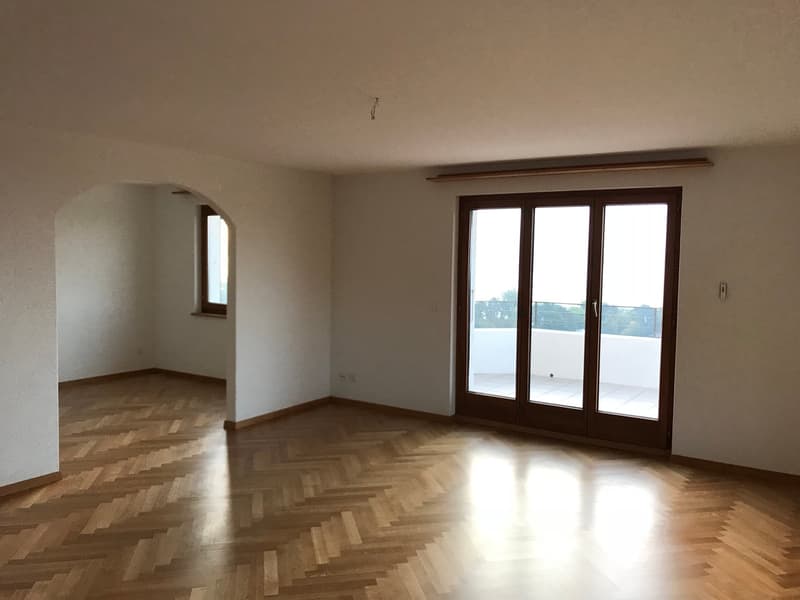 Appartement de 4.5 pièces avec balcon et vue à St-Aubin (2)