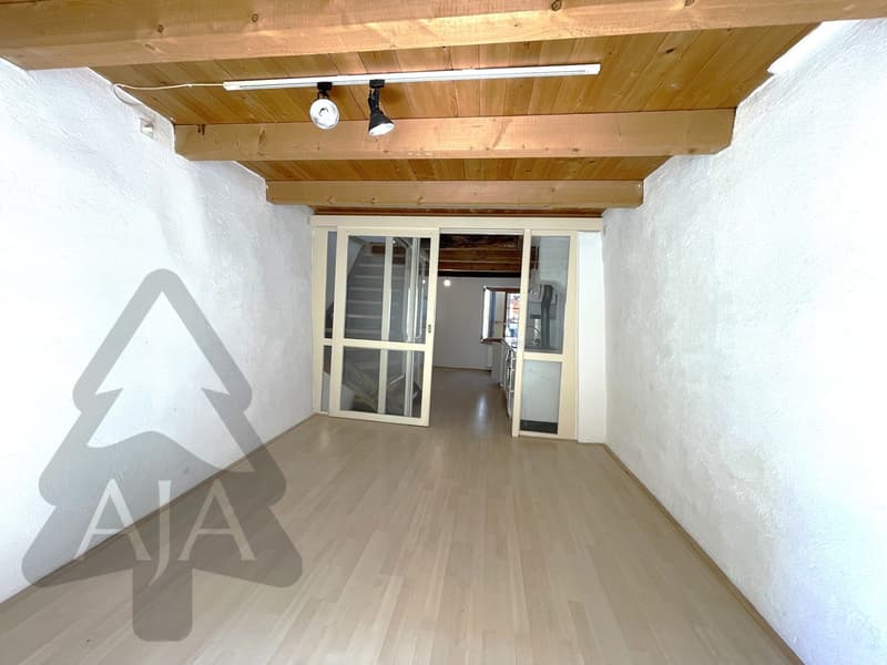 Cressier (au Centre du Village historique), charmante maison mitoyenne de 3 pièces (8)
