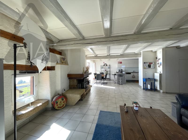 St-Aubin-Sauges, spacieux appartement de 4,5 pièces (121 m2) avec jardin privatif (53 m2), garage (3)
