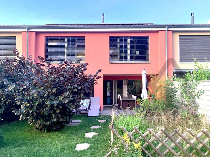 Cudrefin (à deux pas du Lac), très belle villa mitoyenne de 5,5 pièces avec jardin (2)