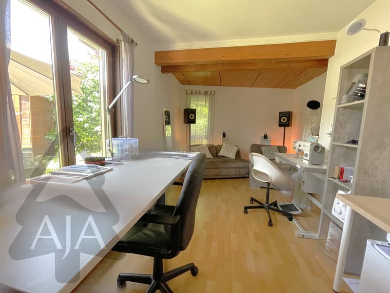 Marin-Epagnier (Latena, à deux pas du Lac), très belle villa ind. de 5,5 p. avec jardin (9)