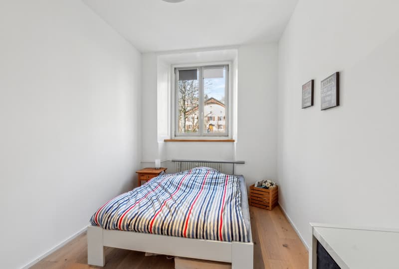 La Chaux-de-Fonds, spacieux appartement de 3,5 pièces (105 m2) avec place de parc extérieure (10)