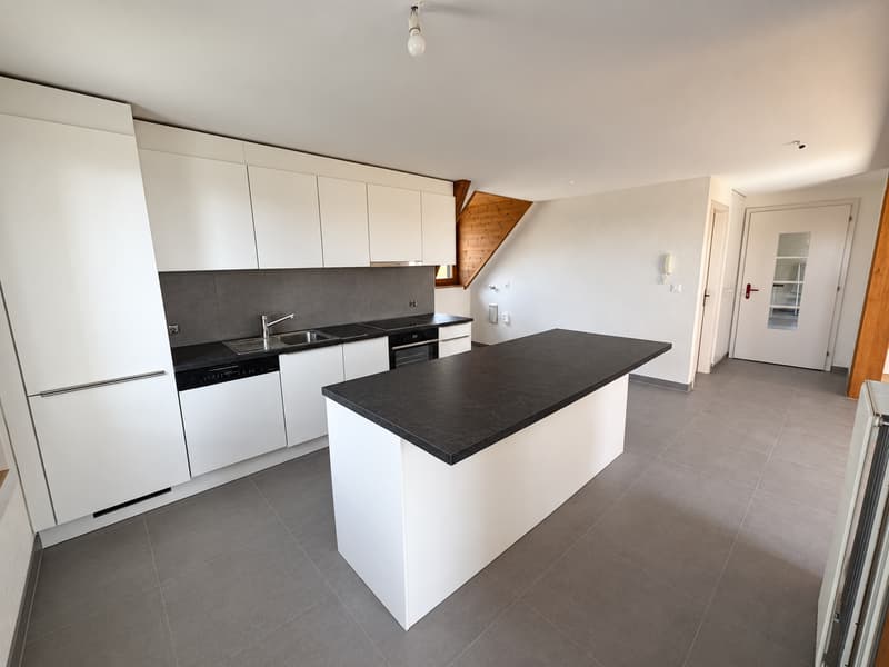 Appartement 4 pièces rénové avec vue panoramique – Les Hauts-Geneveys (2)