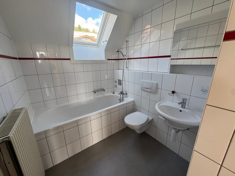Appartement 4 pièces rénové avec vue panoramique – Les Hauts-Geneveys (9)