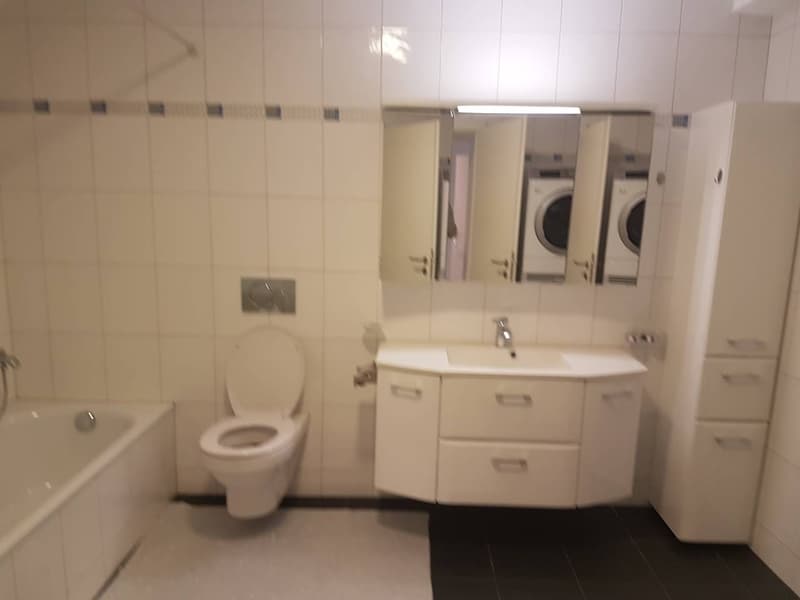 Immeuble de rendement - 7 appartements rénovés à Moutier (4)