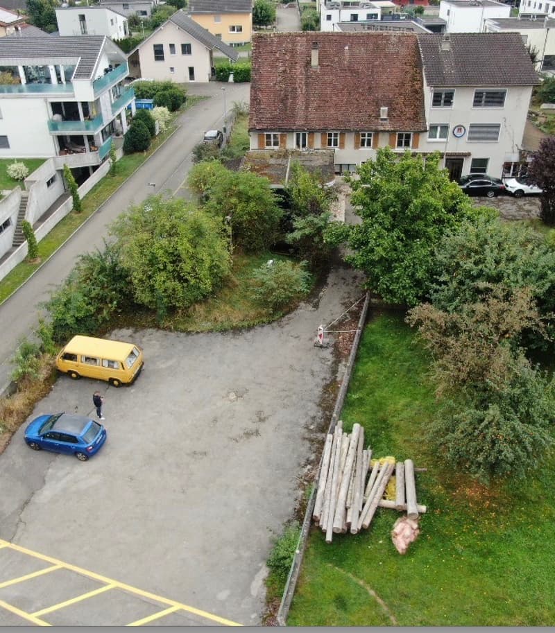 Immeuble mixte en rénovation à Rossemaison (4)