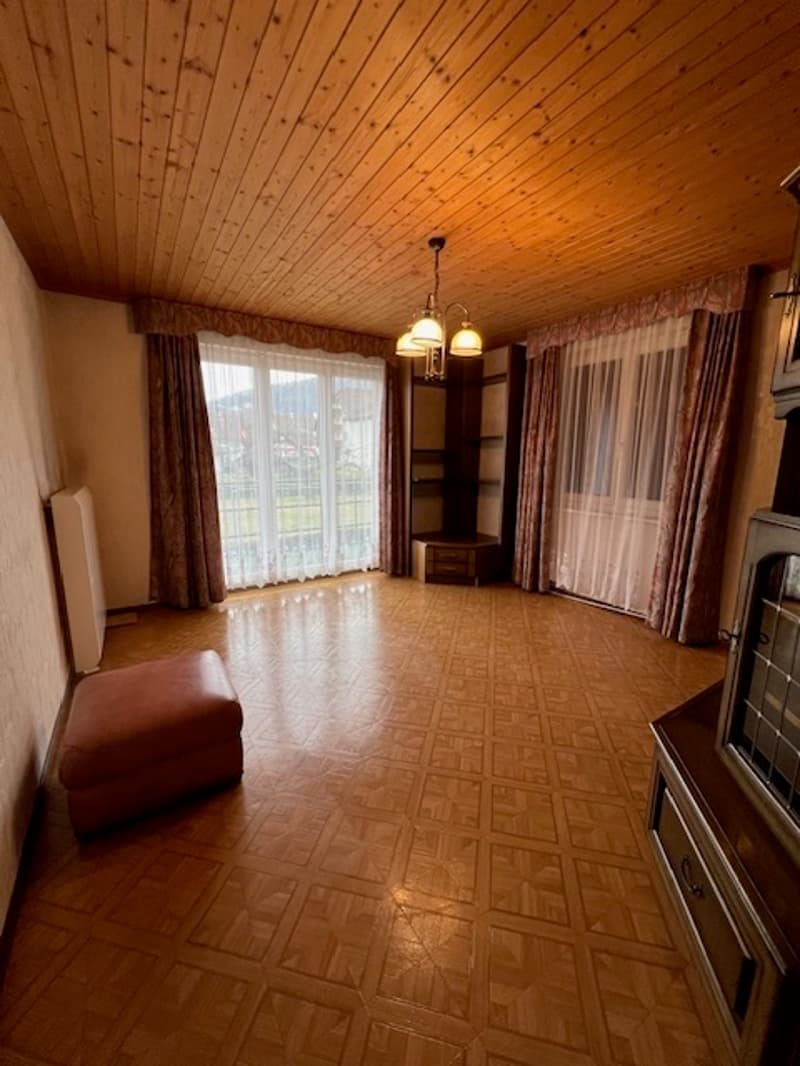 Salon avec balcon