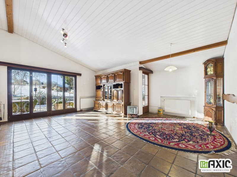 BAISSE DE PRIX - Maison de charme à rénover avec grand terrain. (3)