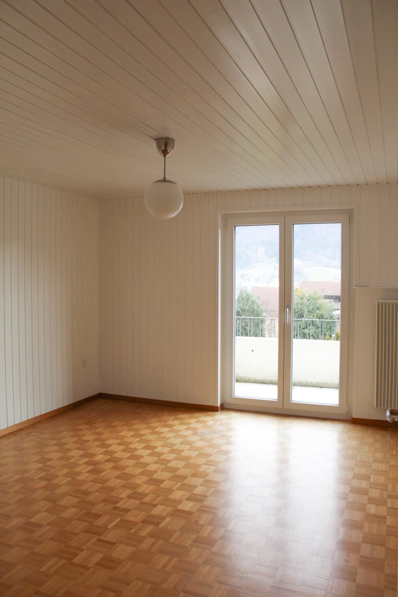 À louer : Appart. de 3.5 pcs au 1er étage  avec balcon et galetas (6)
