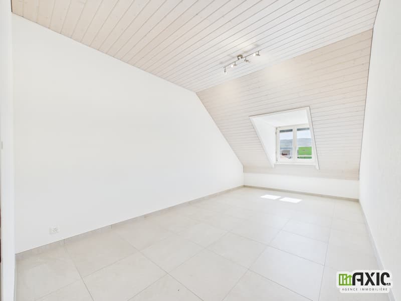 Spacieux duplex de 4 pièces en PPE au 2e étage à Alle (6)