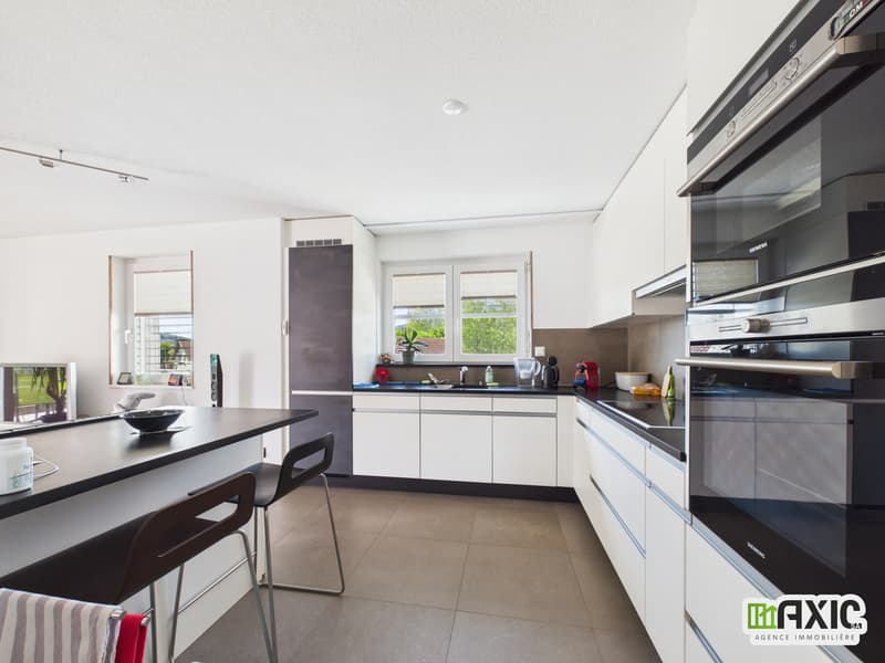 Spacieux appartement de 4.5 pièces rénové à Delémont (2)