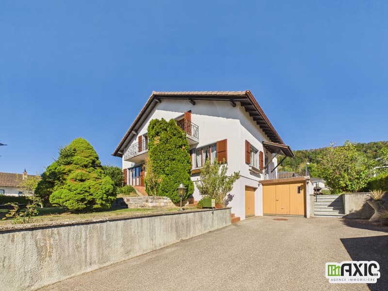 Grande maison familiale en pleine nature, terrain 1 750 m² - Movelier (1)