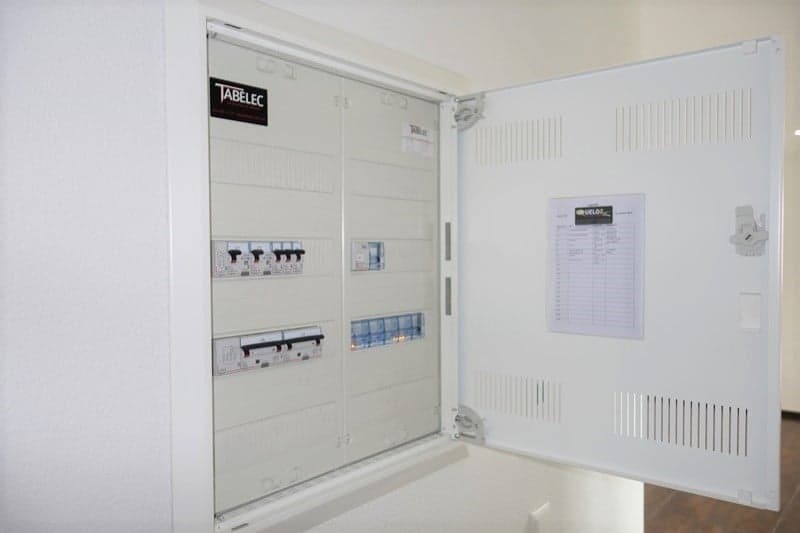 A vendre 2 immeubles à rendement comprenant 4 appartements par immeuble tous loués (17)