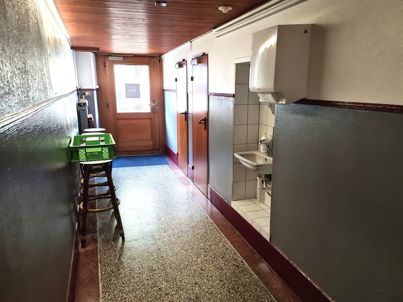 GROSSE PREISSENKUNG - ALBERGO/RESTAURANT MITICO E MOLTO FREQUENTATO A DELÉMONT (12)
