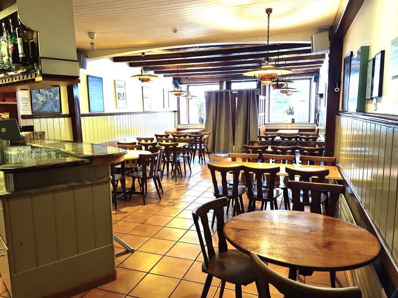 GROSSE PREISSENKUNG - ALBERGO/RESTAURANT MITICO E MOLTO FREQUENTATO A DELÉMONT (10)
