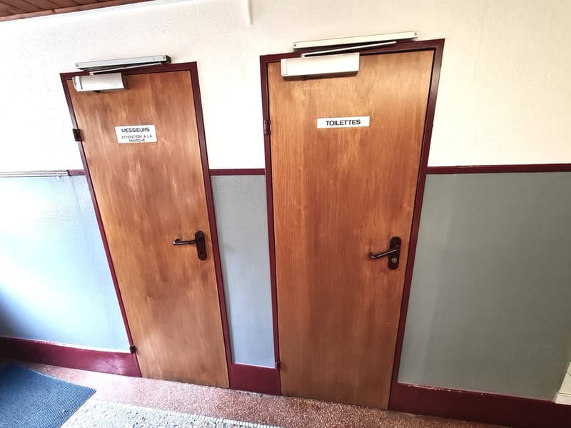 GROSSE PREISSENKUNG - ALBERGO/RESTAURANT MITICO E MOLTO FREQUENTATO A DELÉMONT (14)