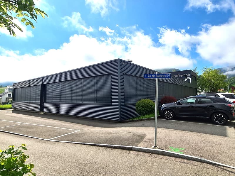 Very interesting industrial building or renovated for another use in 2019 (8)