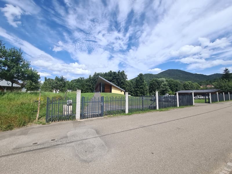 Splendide et spacieuse villa de très haut standing avec surface artisanale ou à autre usage (12)