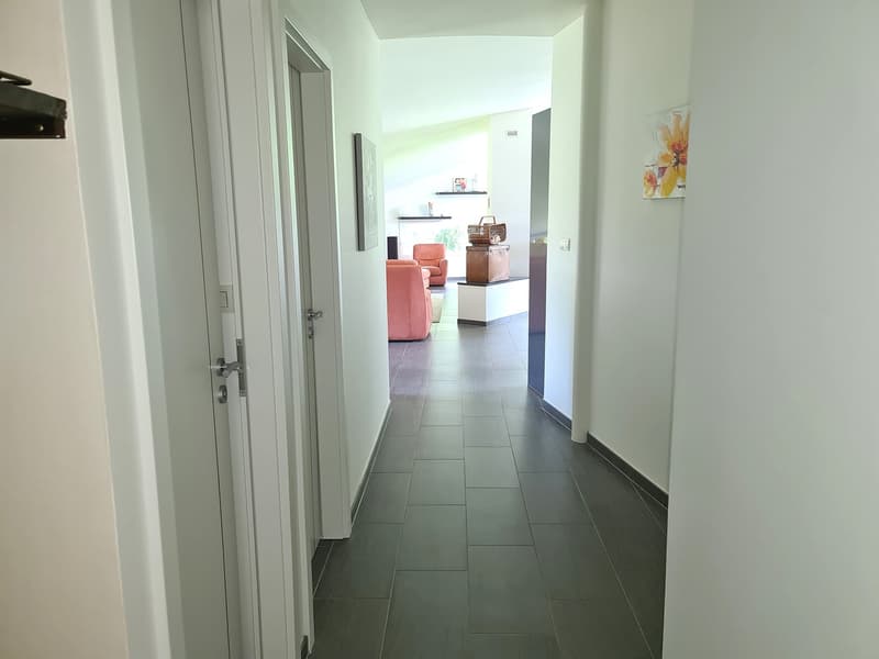 Splendide et spacieuse villa de très haut standing avec surface artisanale ou à autre usage (28)