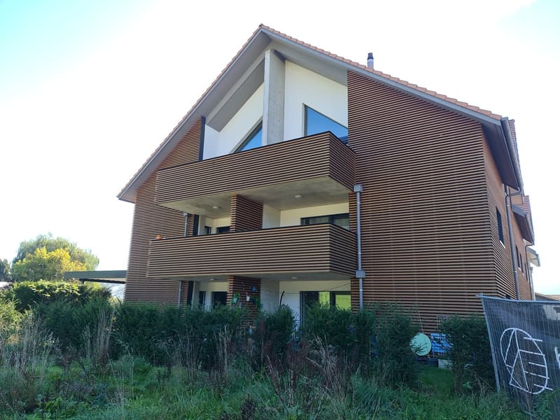 Splendide appartement en PPE haut standing de 5,5 pièces situé au dernier étage de l'immeuble (19)