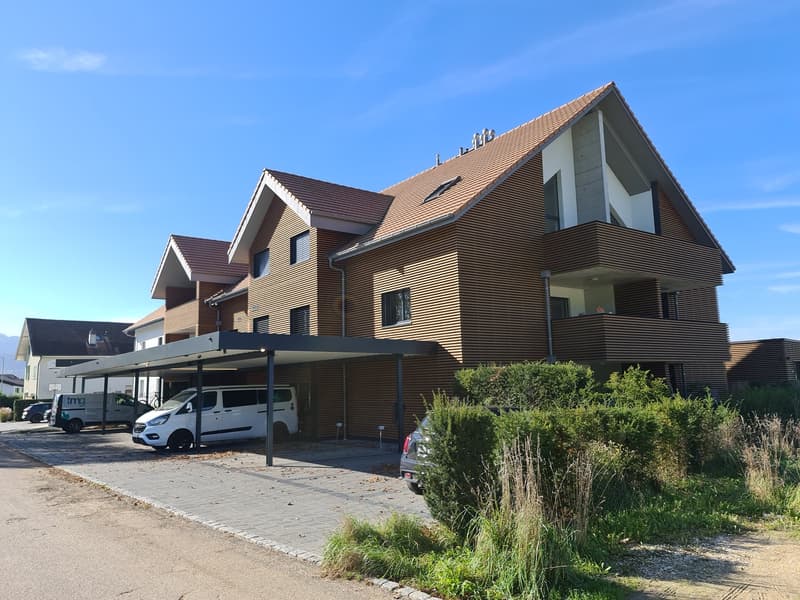 Splendide appartement en PPE haut standing de 5,5 pièces situé au dernier étage de l'immeuble (18)