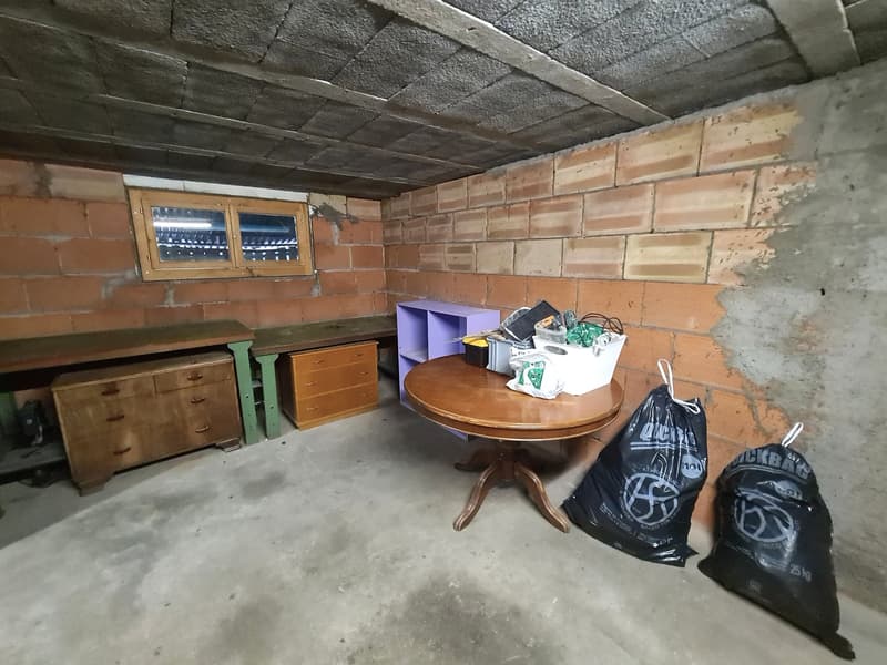 Grande maison familiale atypique de 7,5 pièces (32)