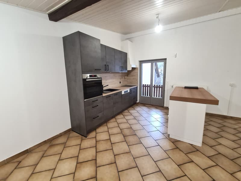 Grande maison familiale atypique de 7,5 pièces (11)