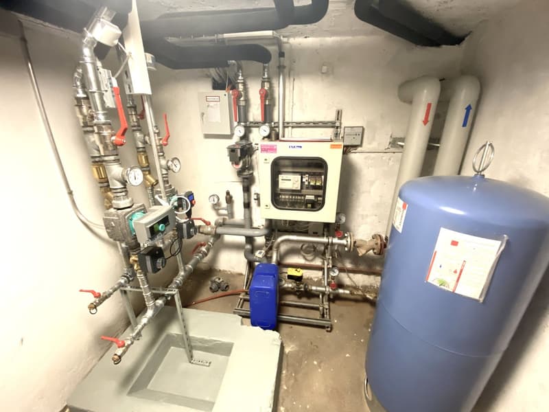 Water heater, water pipes, pressure gauges, electric box, water tank