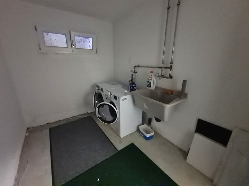 Très joli et spacieux attique de 4,5 pièces en PPE avec garage individuel (26)