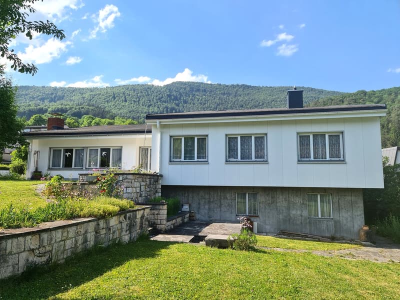 Très spacieuse et charmante villa idéalement bien située sur une grande parcelle de toute beauté (4)