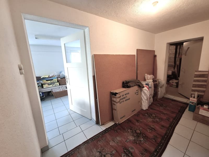 Très spacieuse et charmante villa idéalement bien située sur une grande parcelle de toute beauté (32)