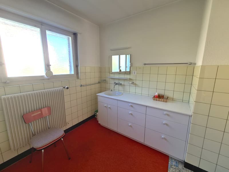 Très spacieuse et charmante villa idéalement bien située sur une grande parcelle de toute beauté (22)