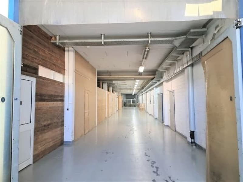 RENDEMENT NET EXCEPTIONNEL de 6,42% - Complexe industriel de 4554 m² rénové et loué à 33 entreprises (13)