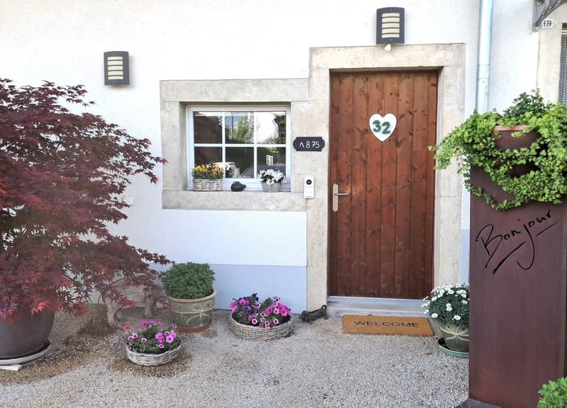 Offre exceptionnelle et très rare - Magnifique ferme villageoise totalement rénovée sur 4'385 m² (12)