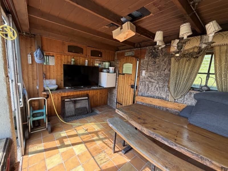 Villa de 5,5 pièces idéalement situé sur une magnifique parcelle (31)