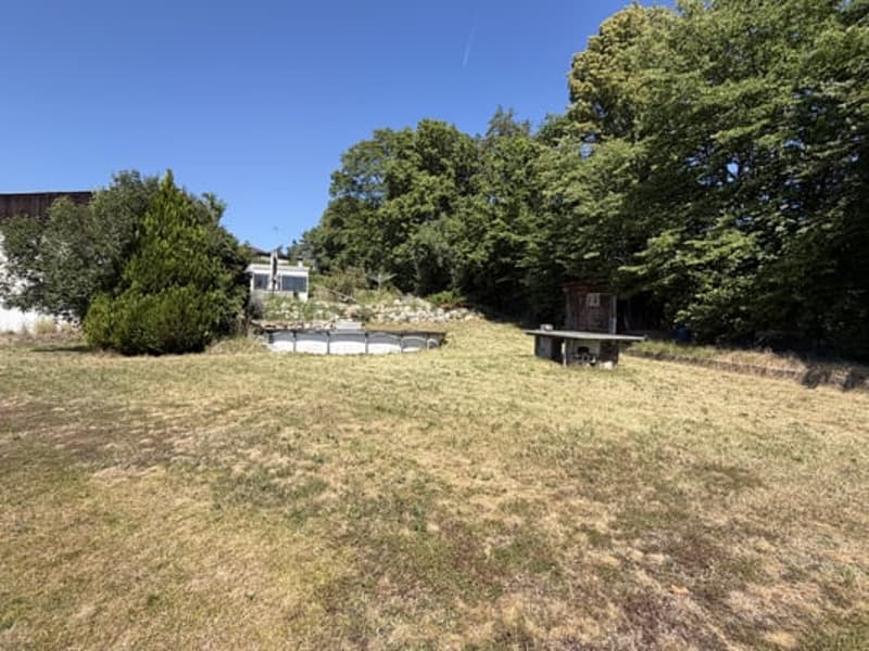 Villa de 5,5 pièces idéalement situé sur une magnifique parcelle (26)