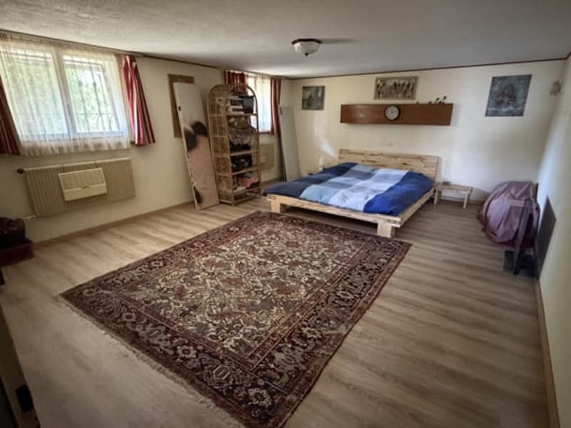Villa de 5,5 pièces idéalement situé sur une magnifique parcelle (20)