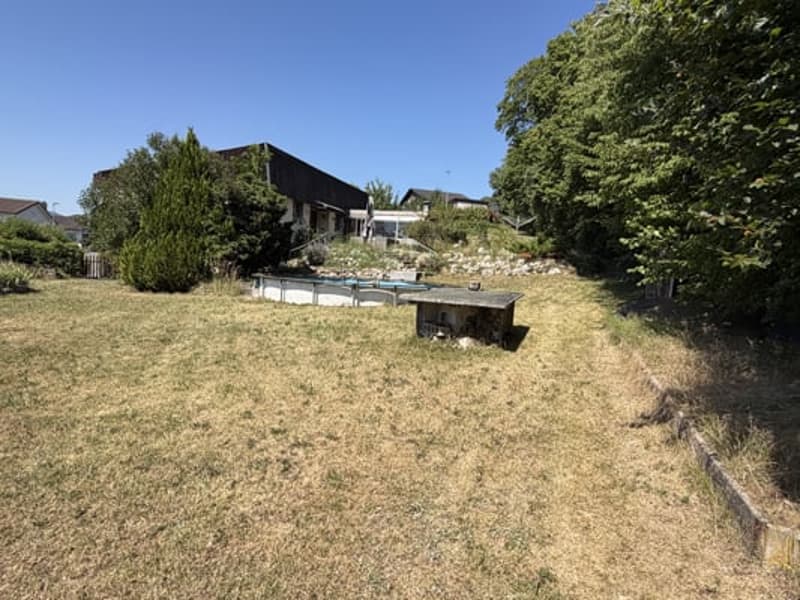 Villa de 5,5 pièces idéalement situé sur une magnifique parcelle (27)