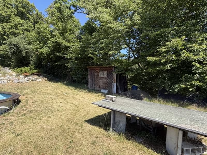 Villa de 5,5 pièces idéalement situé sur une magnifique parcelle (28)