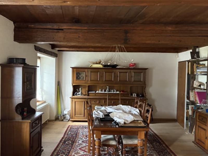 Grande maison comprenant 2 appartements, avec en plus, un excellent potentiel à mettre en valeur (11)