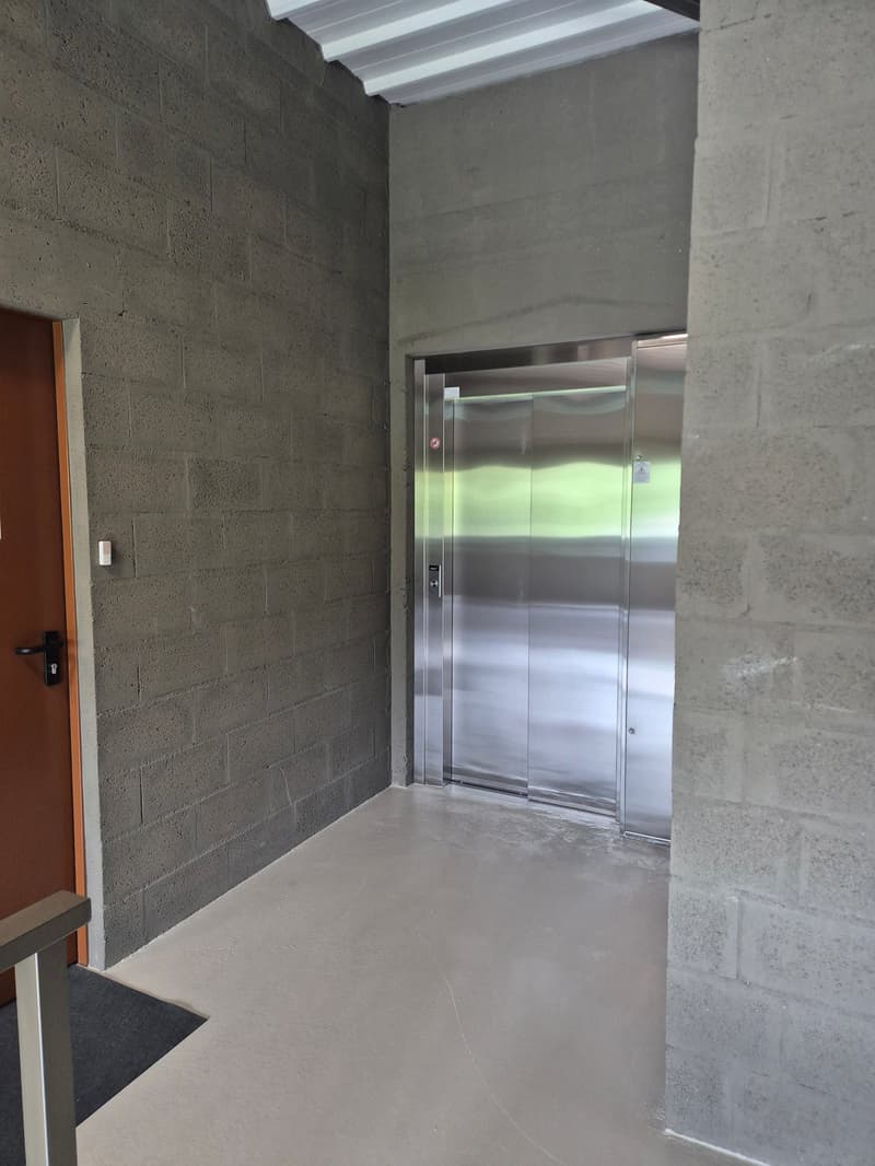 À vendre à Savièse – Bureau / cabinet de standing de 50 m2 (10)
