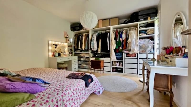 Joli appartement de 2,5 pièces avec terrasses et jardin à Couvet (10)