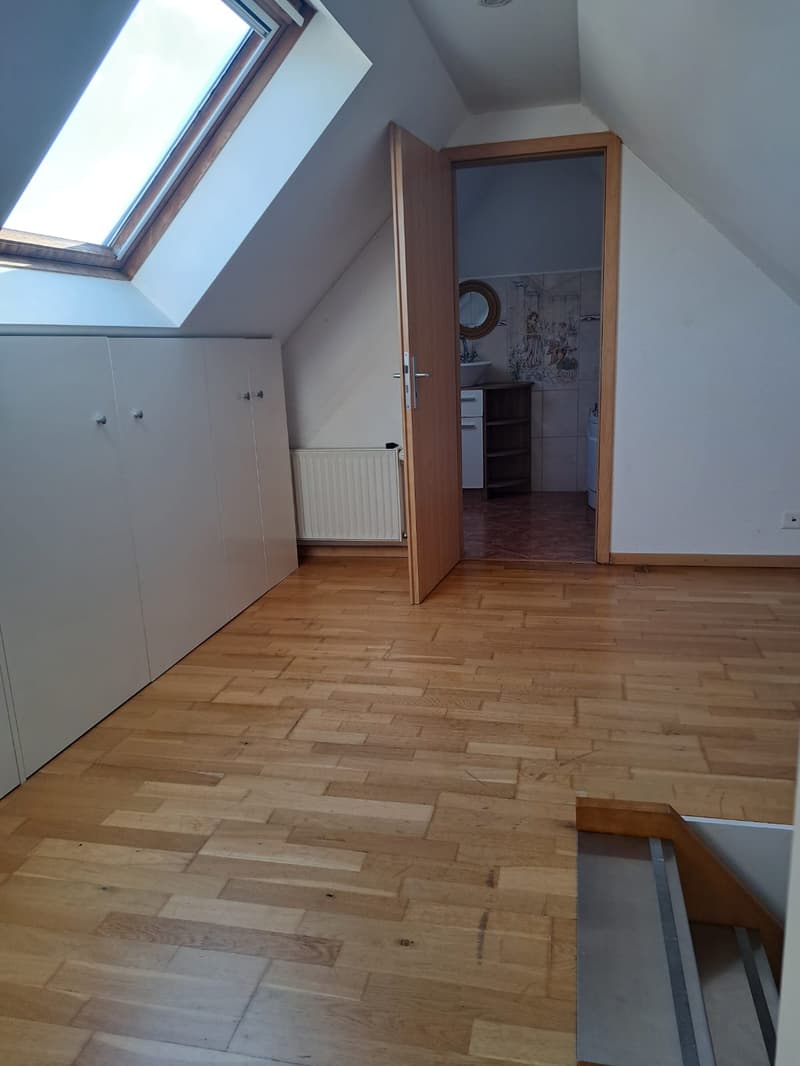 Spacieux duplex de 4,5 pièces au cœur du Locle (6)