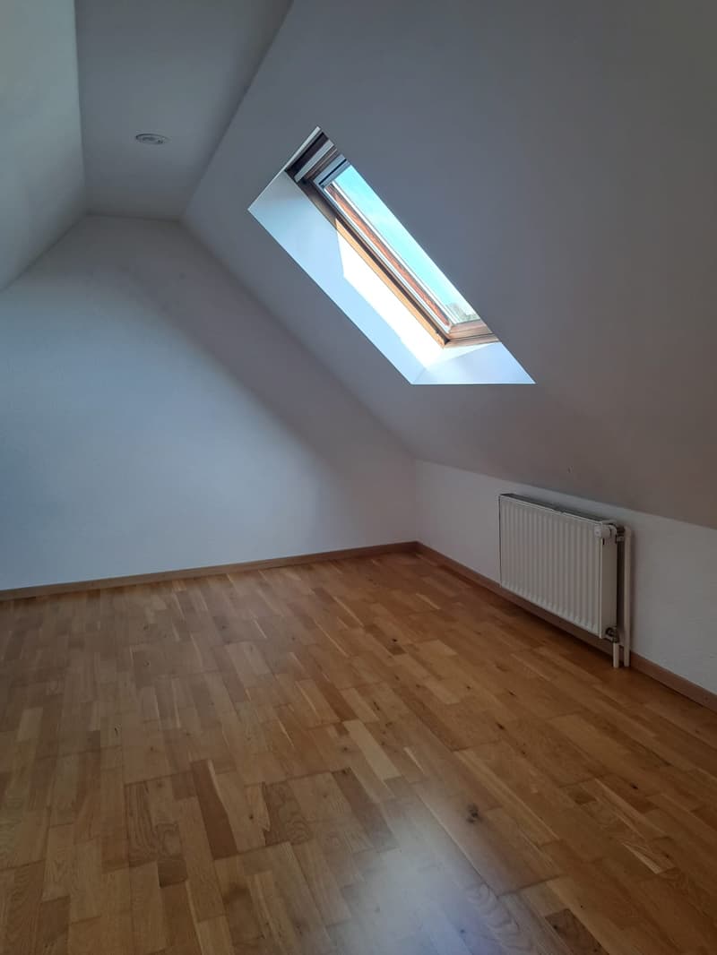 Spacieux duplex de 4,5 pièces au cœur du Locle (8)