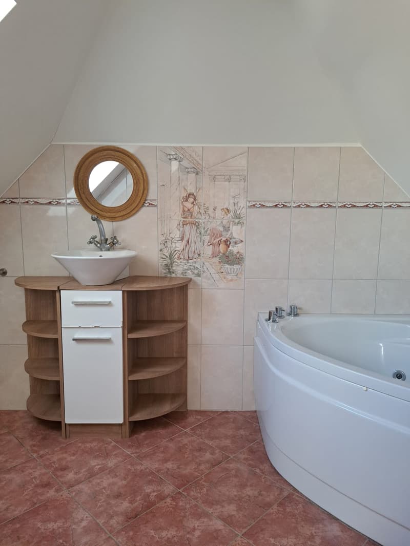 Spacieux duplex de 4,5 pièces au cœur du Locle (10)