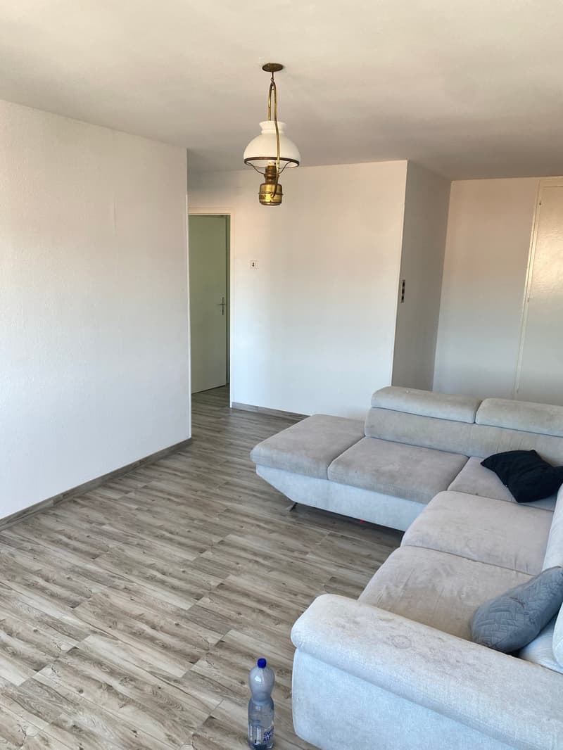 Appartement de 2,5 pièces au 9ème étage à La Chaux-de-Fonds (4)