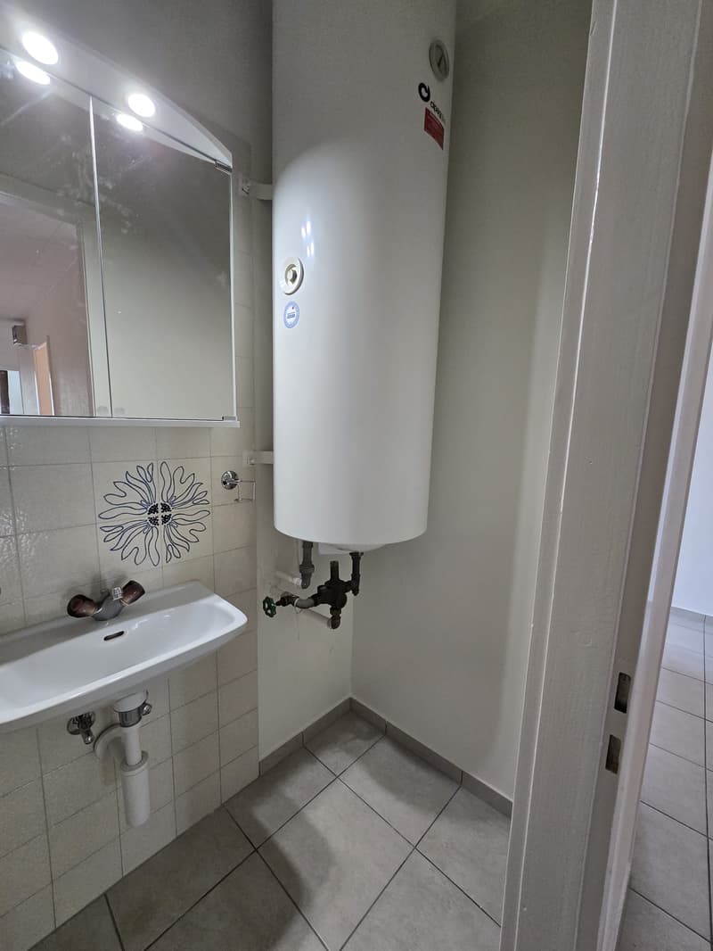 Spacieux 5 pièces avec cachet au cœur de La Chaux-de-Fonds (8)