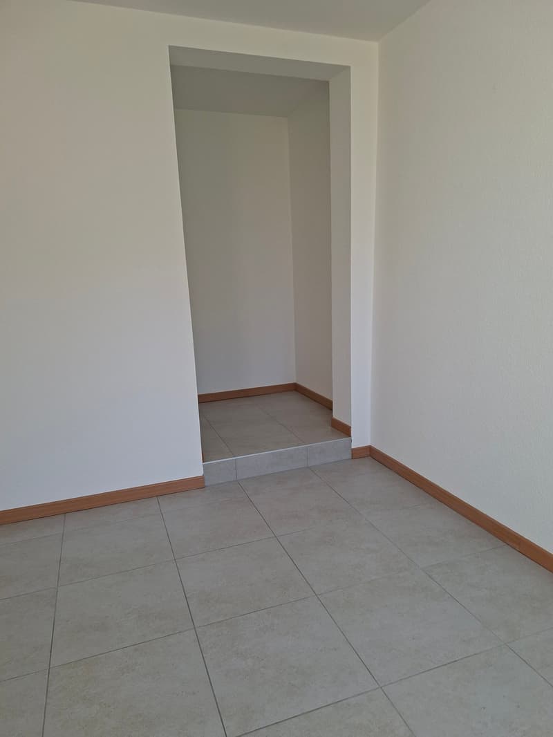 Appartement 3 pièces lumineux au rez-de-chaussée à Le Locle (3)